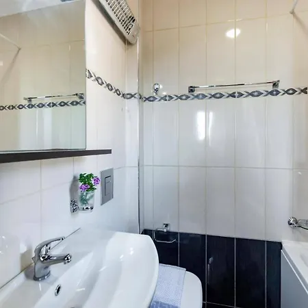 Drimonas Erato By Villa Drymon